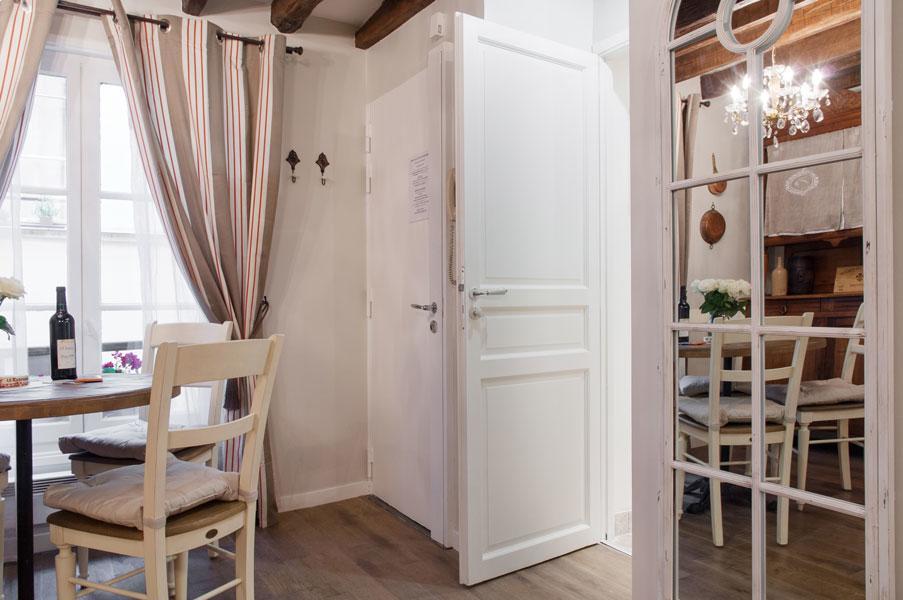 Le Merlot Du Marais Paris Exterior foto